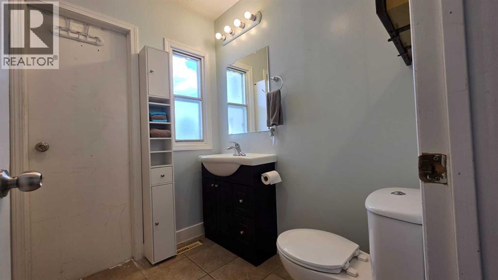 5105 WINDSOR Avenue - 21