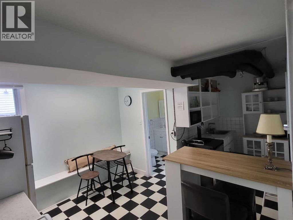 5105 WINDSOR Avenue - 33