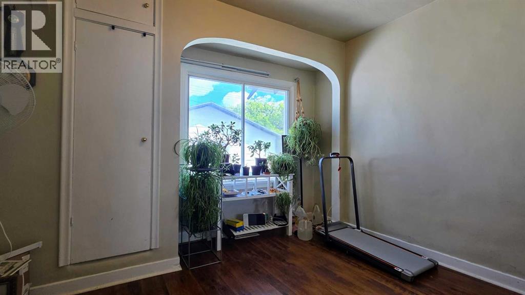 5105 WINDSOR Avenue - 19