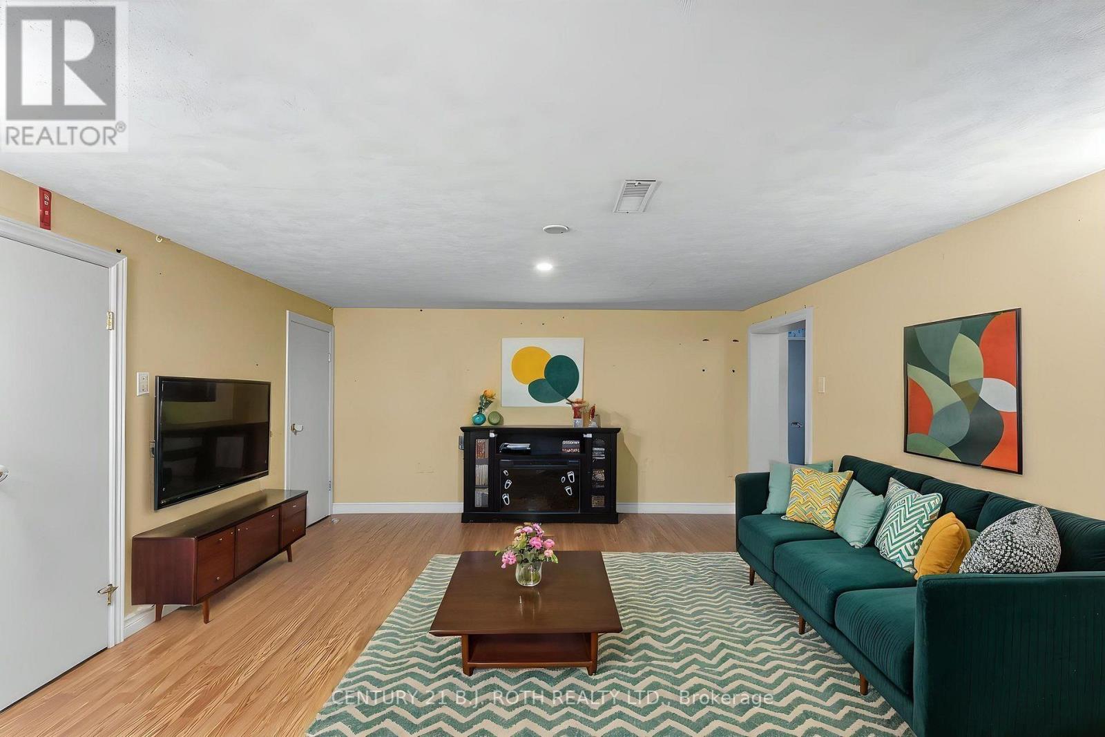 323 CRAWFORD STREET - 19