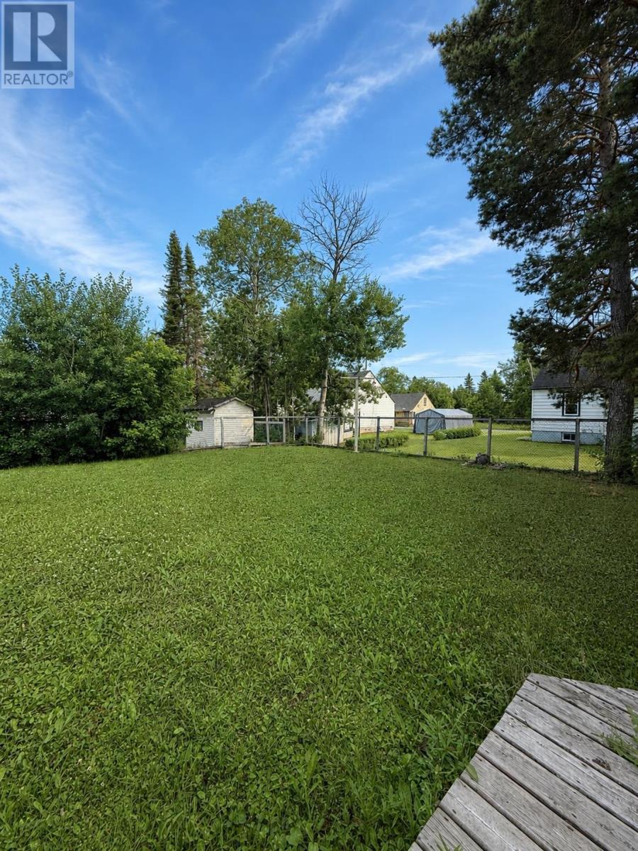 101 Balsam DR - 21