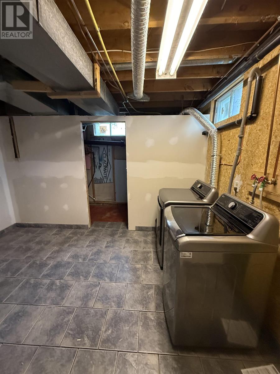 101 Balsam DR - 17