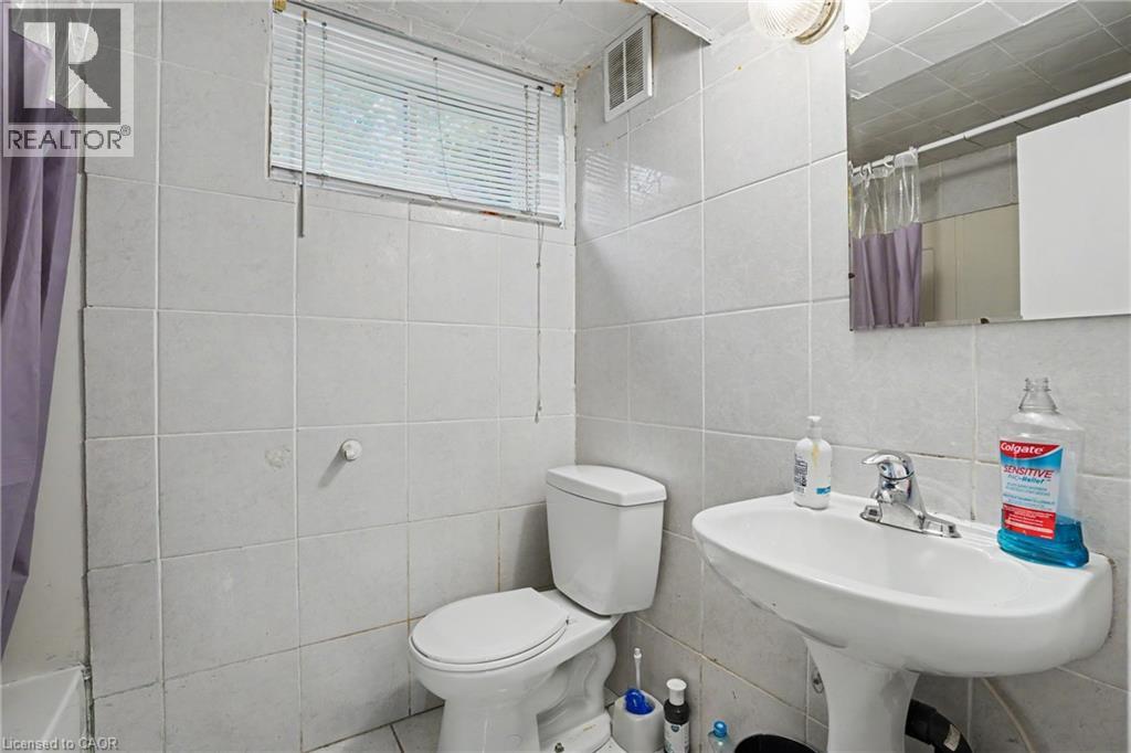 47 BOWMAN Street - 29