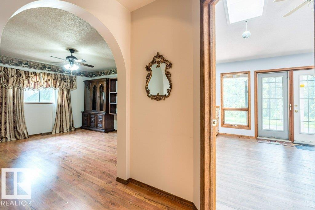 473068 RGE ROAD 243 A - 18