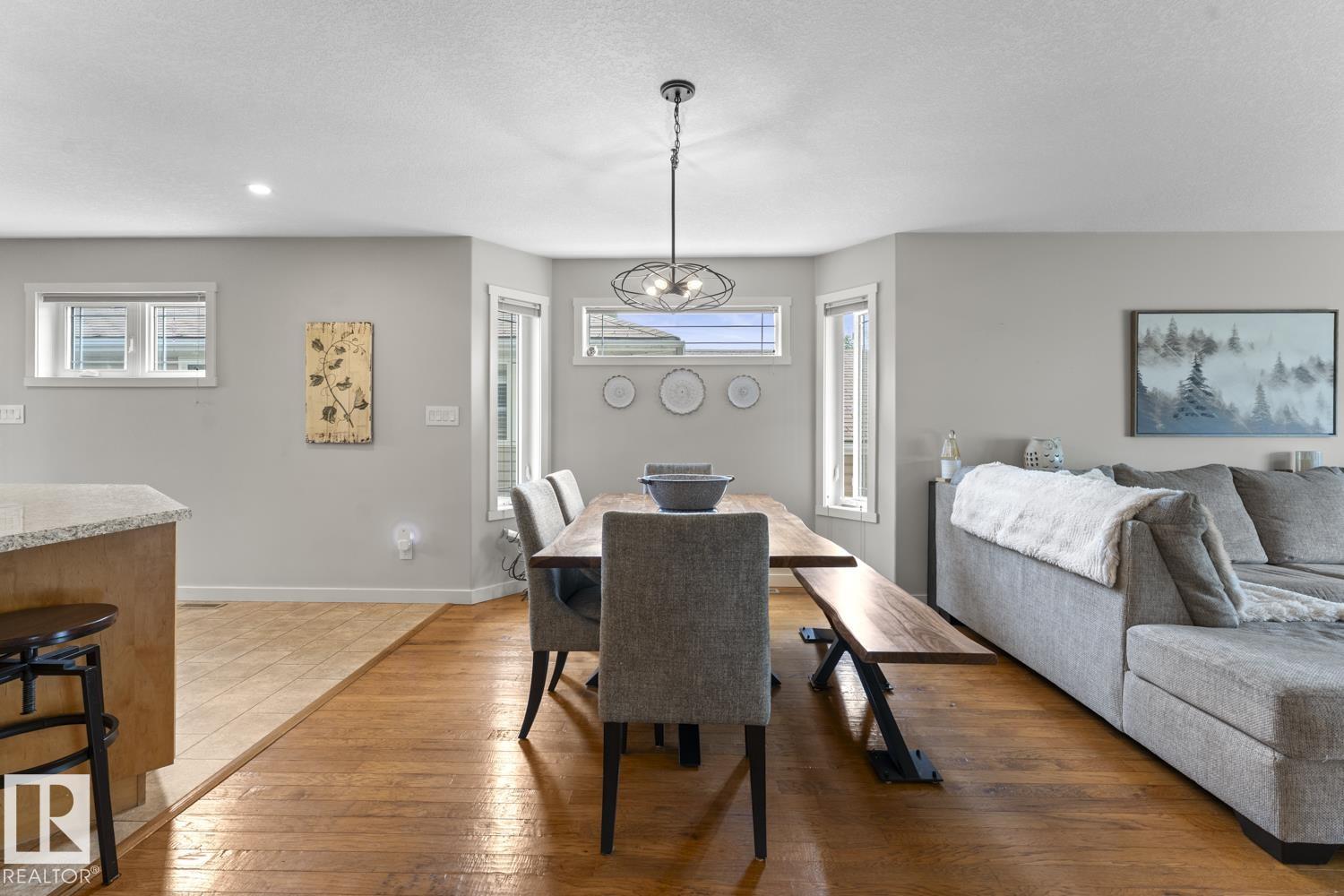 4109 40 ST - 19