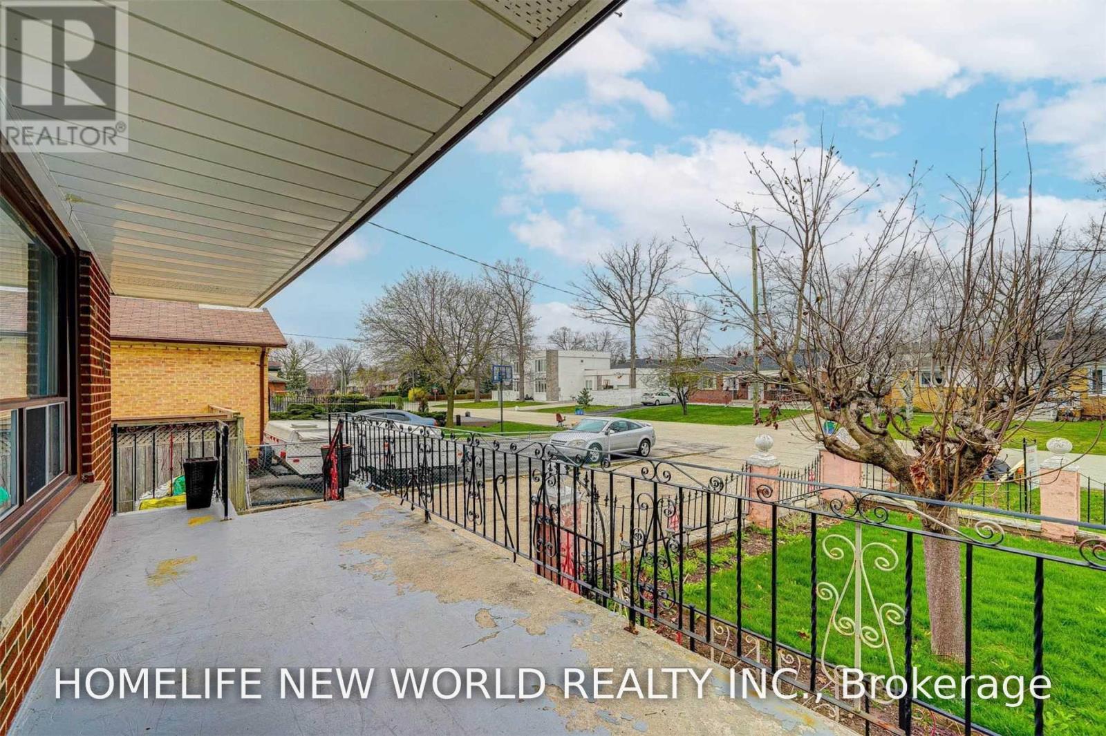 349 WOODALE AVENUE - 4