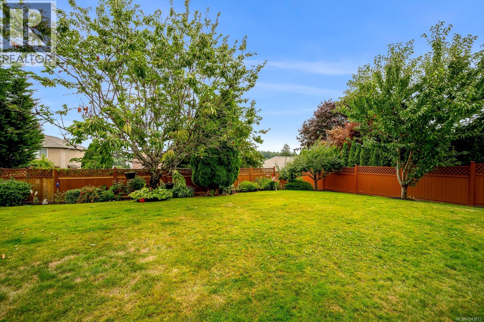 1564 Trumpeter Cres SW - 67