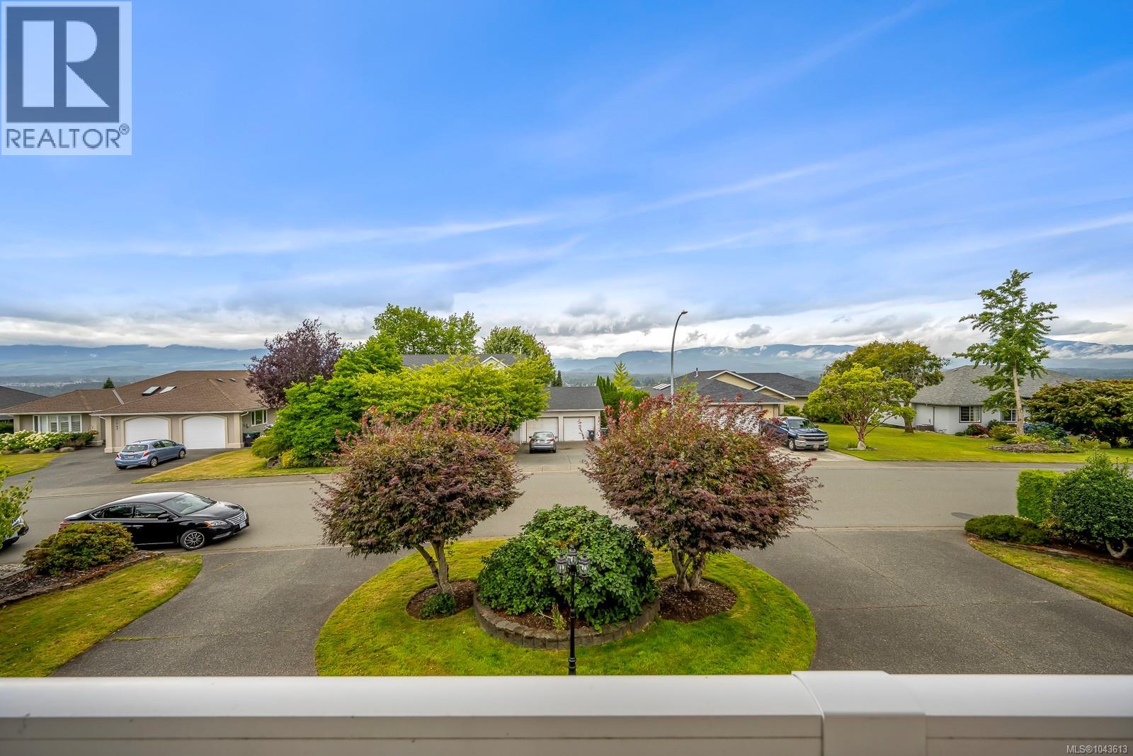 1564 Trumpeter Cres SW - 80