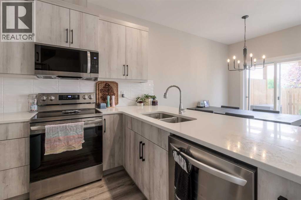 #4 1568 Stafford Drive N - 7