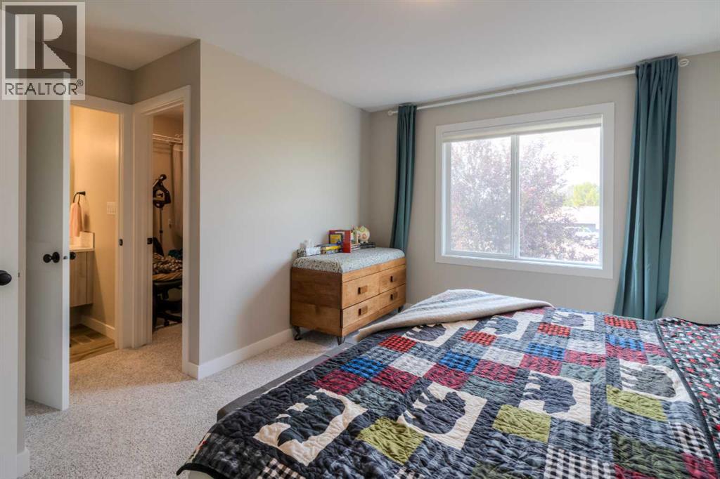 #4 1568 Stafford Drive N - Image 14