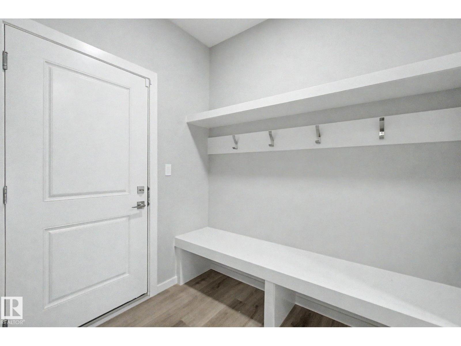 311 29 ST SW SW - 22
