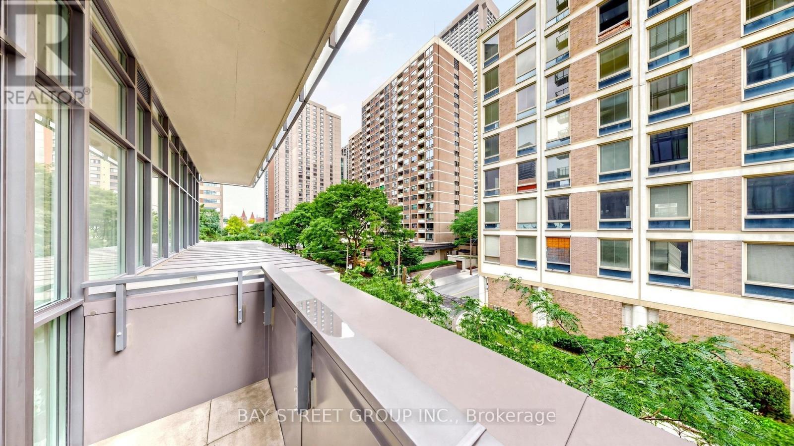 #311 75 ST NICHOLAS STREET - 20
