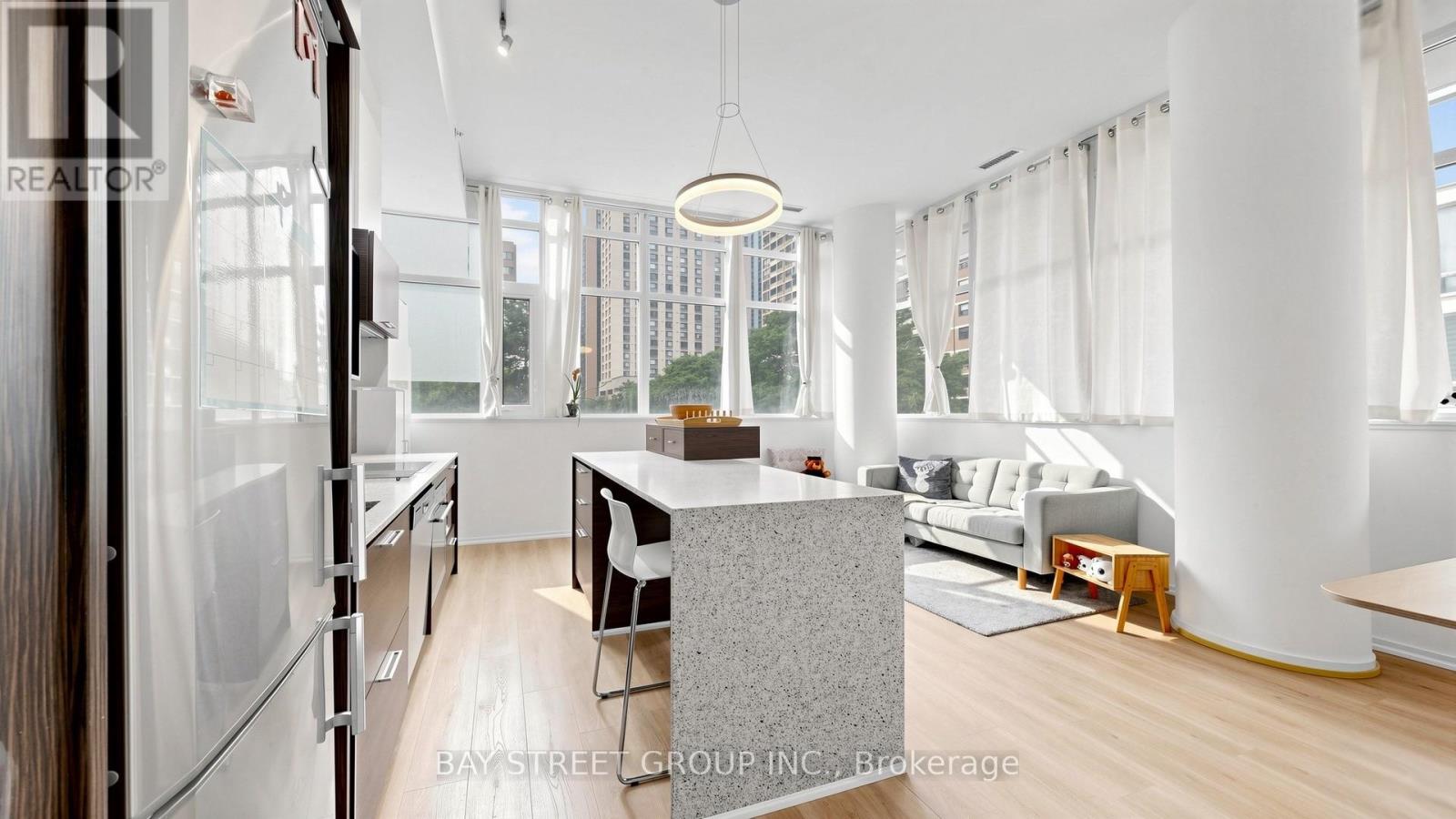 #311 75 ST NICHOLAS STREET - 5