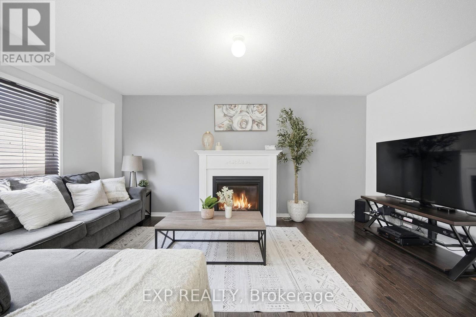 579 SHAFTSBURY STREET - 11