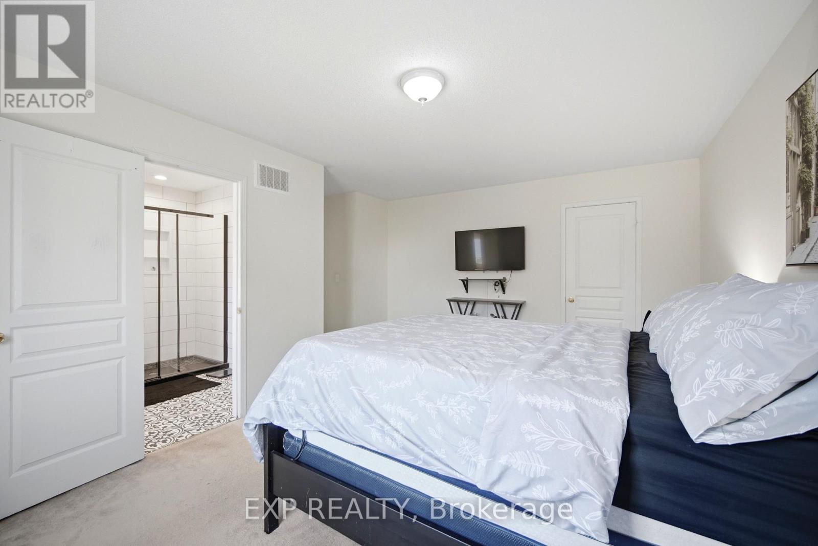 579 SHAFTSBURY STREET - Image 20