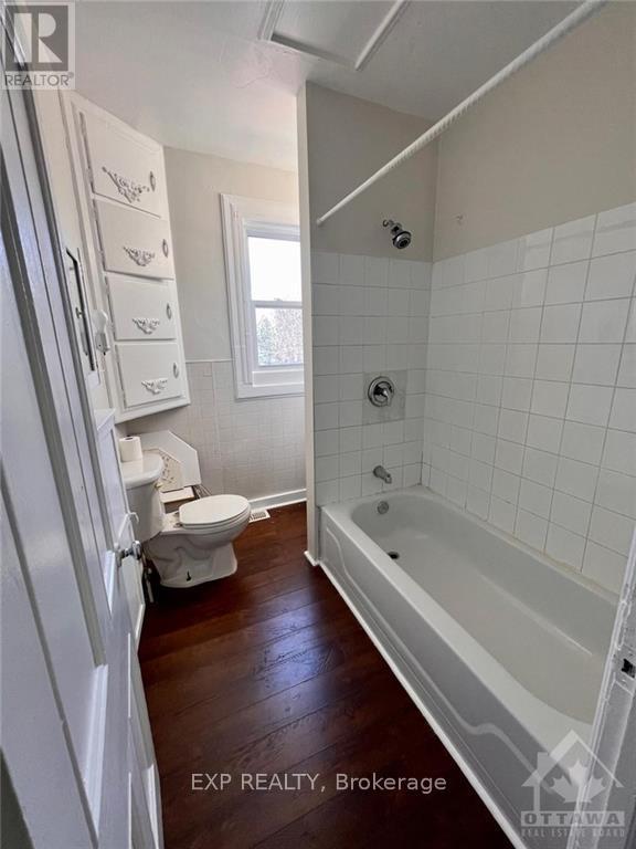 2 Bed, 1 Bath House for Rent in Ottawa – 2 – 502 RICHARDSON AVENUE, Ottawa – MLS# X13619484 - Image 11