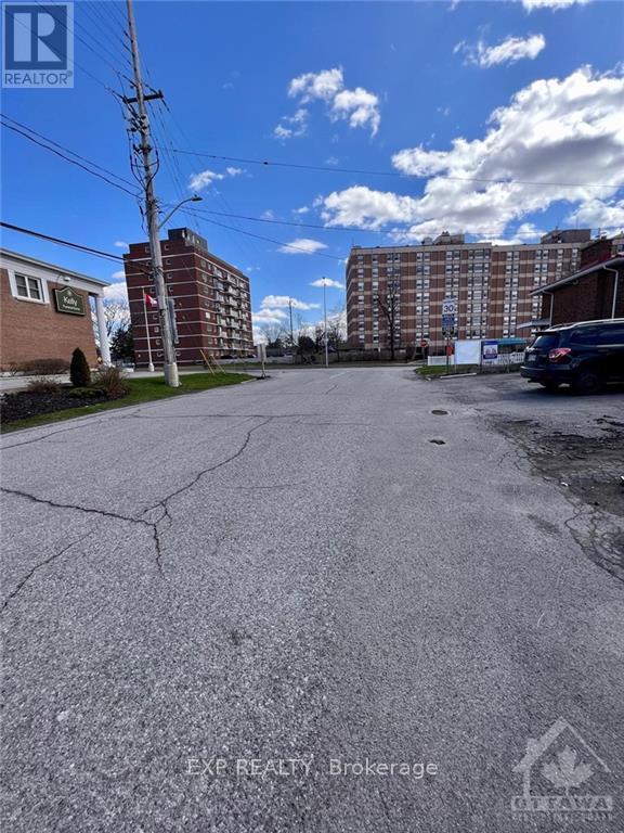 2 Bed, 1 Bath House for Rent in Ottawa – 2 – 502 RICHARDSON AVENUE, Ottawa – MLS# X13619484 - Image 17