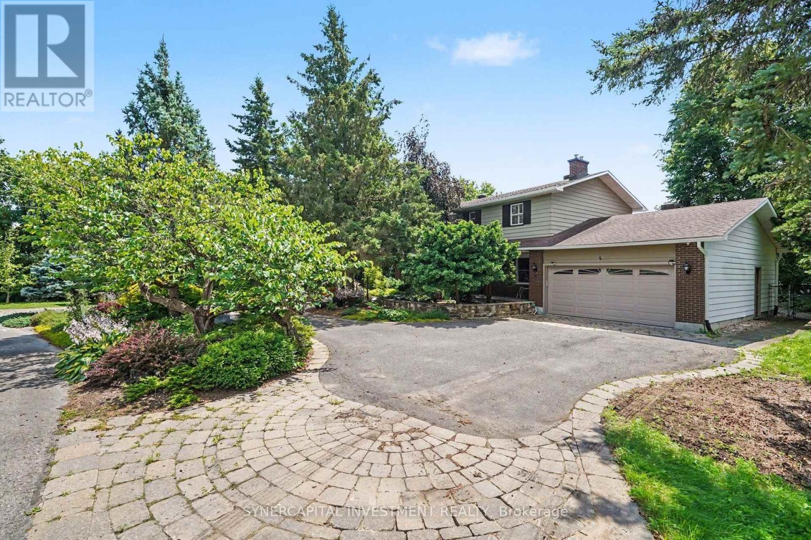 4 DORIS AVENUE - 1