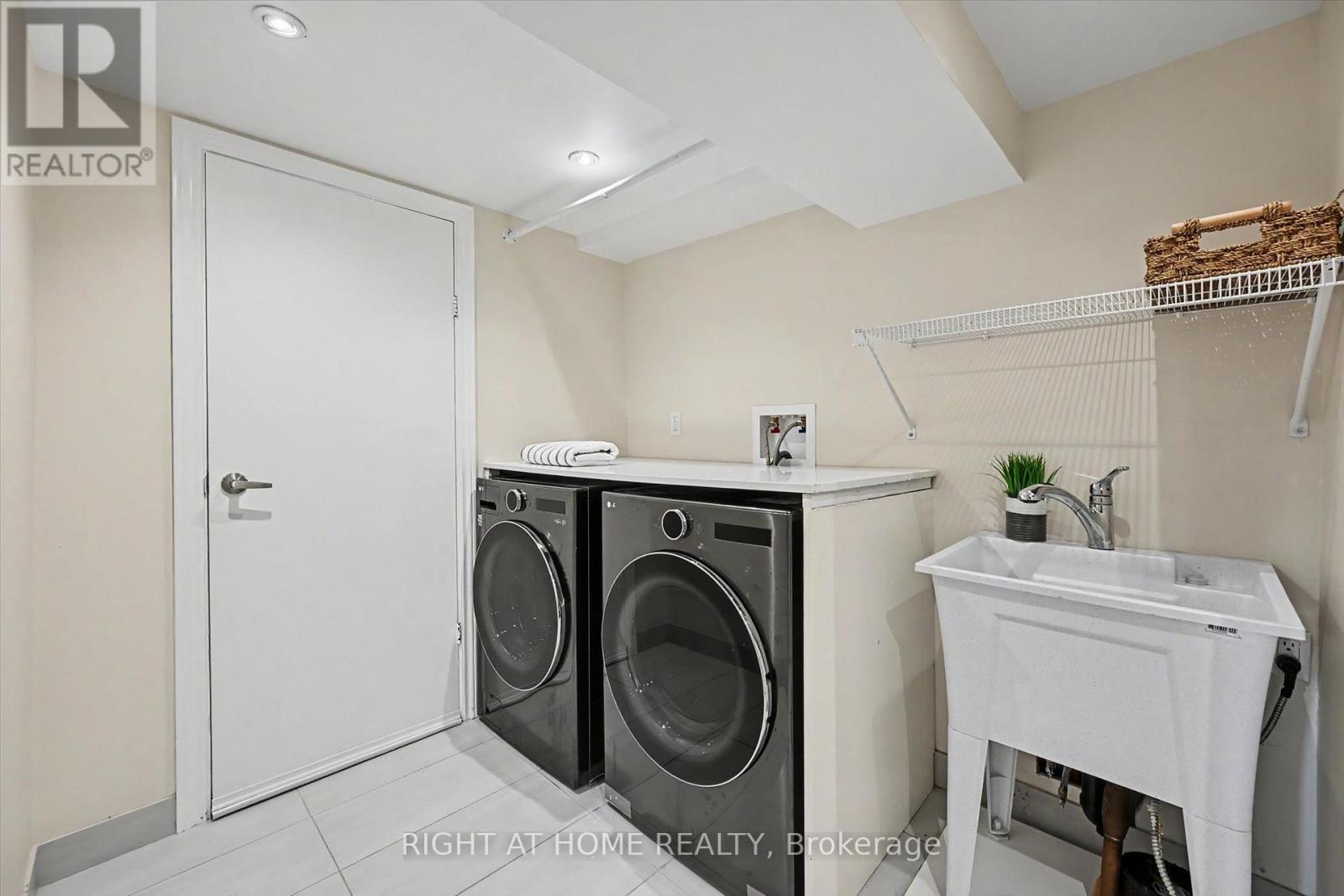 461 WITHNELL CRESCENT - Image 29