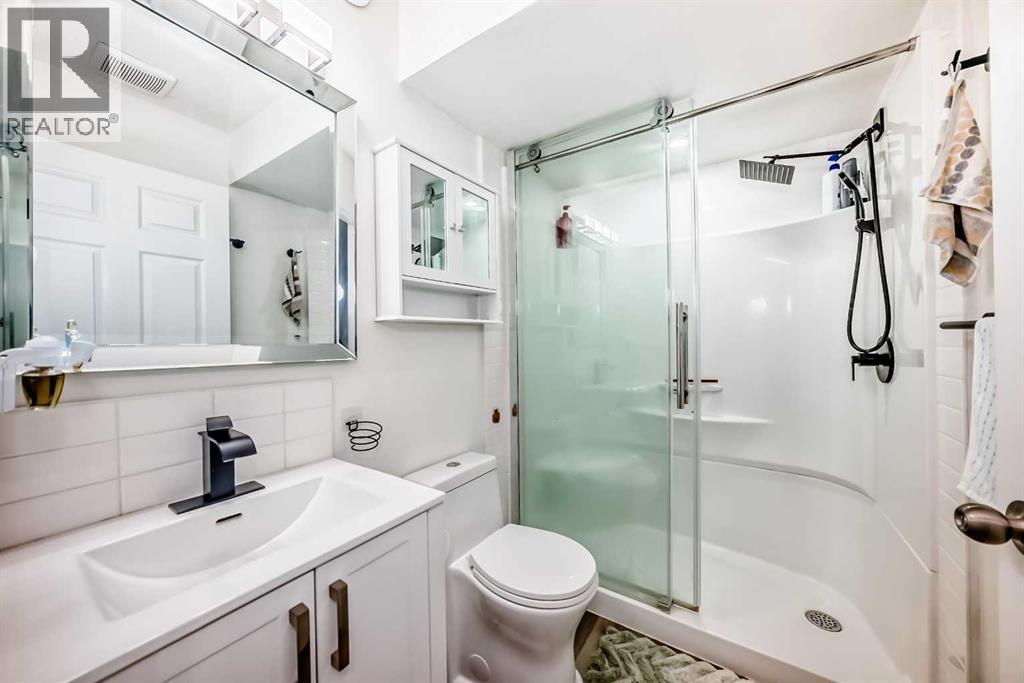 16 Carringvue Way NW - 27