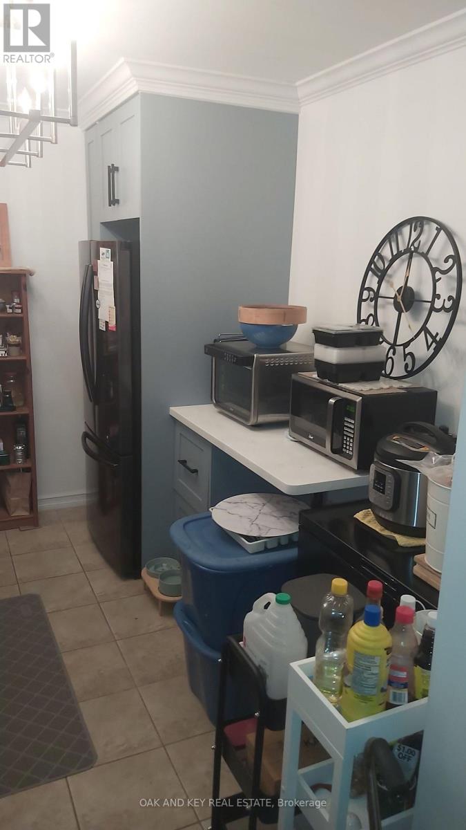 #703 75 HUXLEY STREET - 9