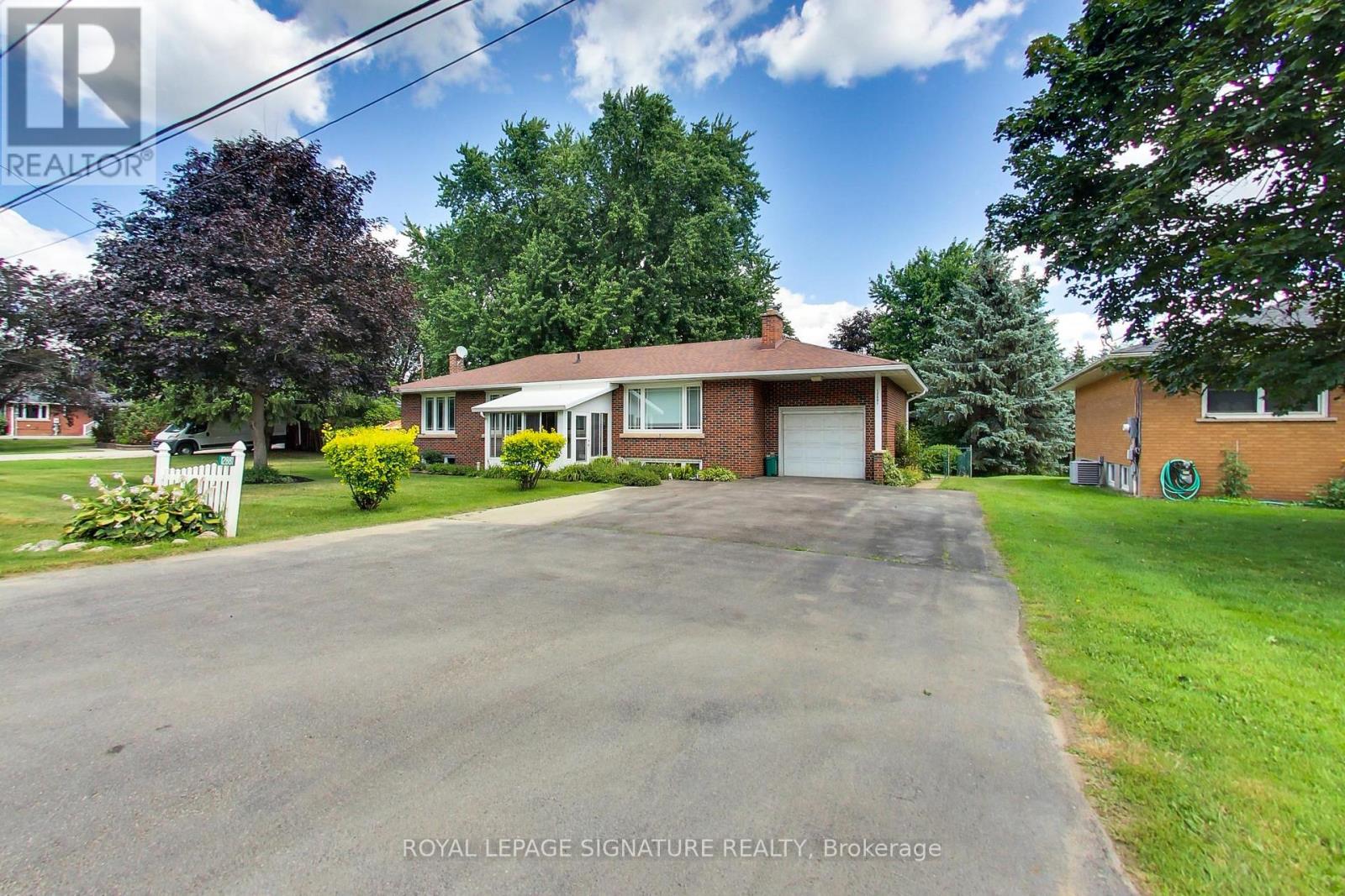 12881 27 HIGHWAY S - 44