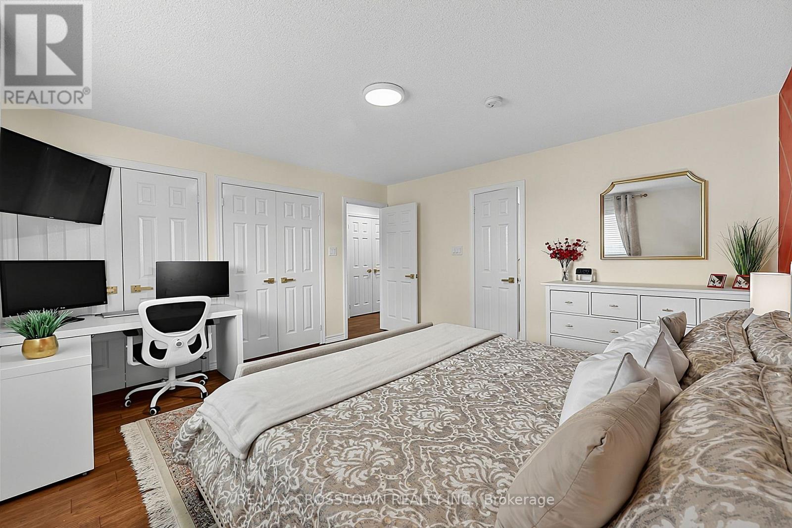 41 RUSSELL HILL DRIVE - Image 11