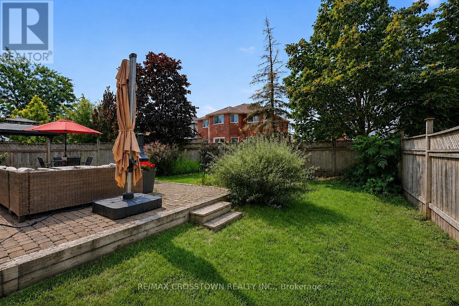 41 RUSSELL HILL DRIVE - 18