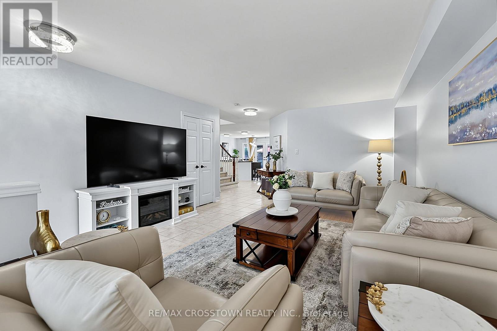 41 RUSSELL HILL DRIVE - Image 3
