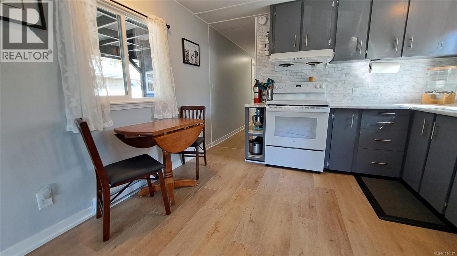 #29 2911 Sooke Lake Rd - 7