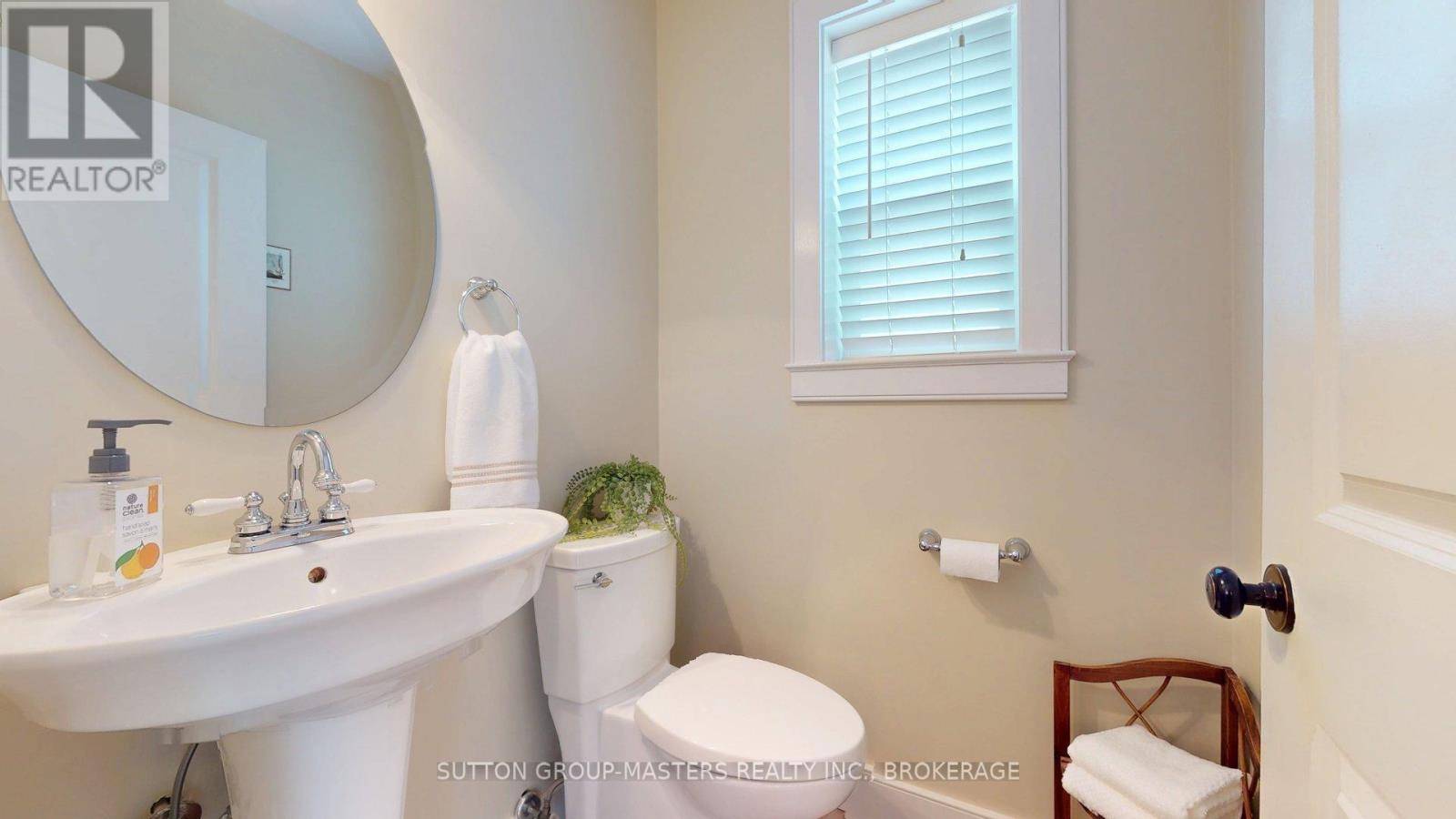 160 NAPIER STREET - Image 13
