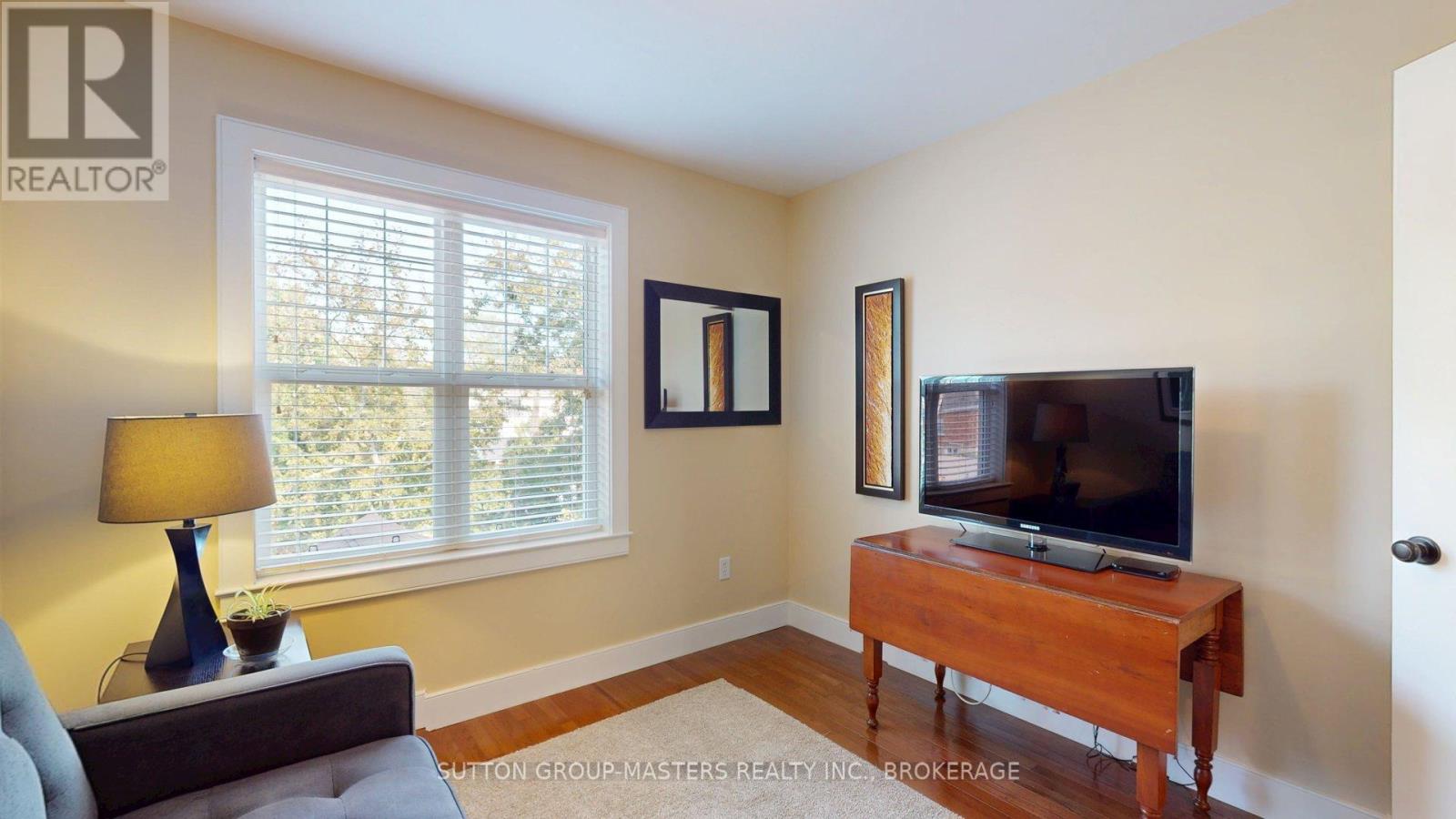160 NAPIER STREET - Image 24