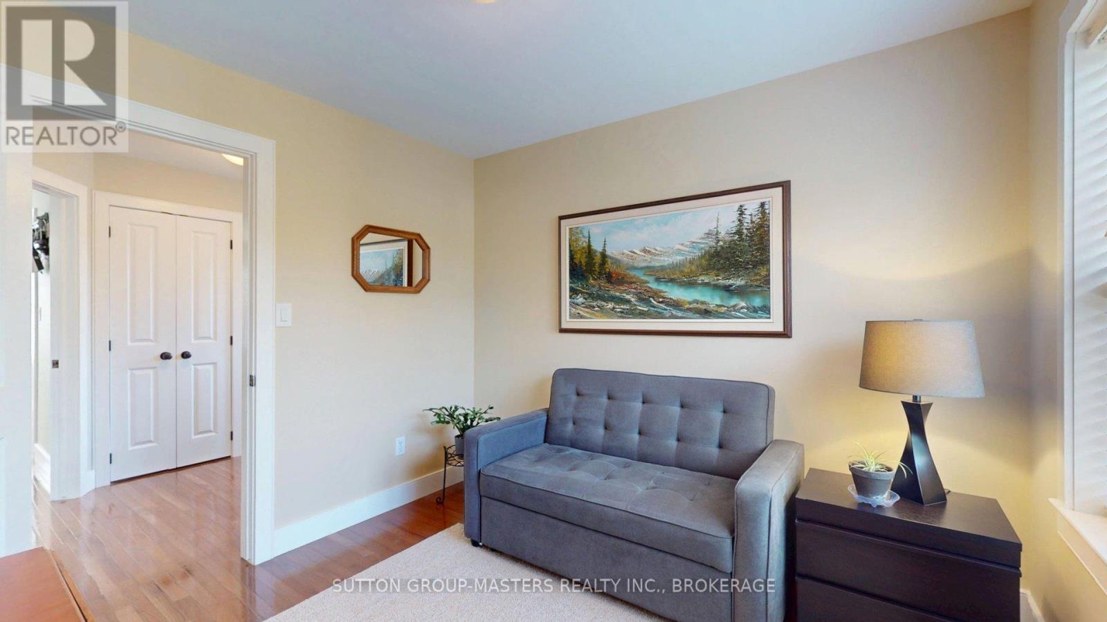 160 NAPIER STREET - Image 25
