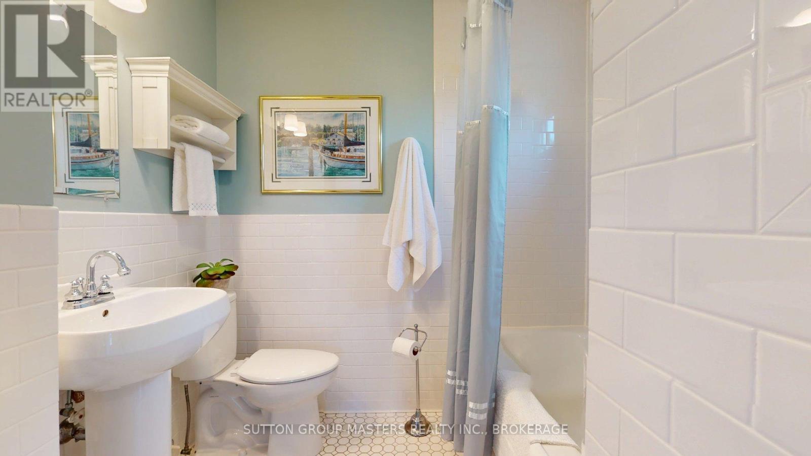 160 NAPIER STREET - Image 27