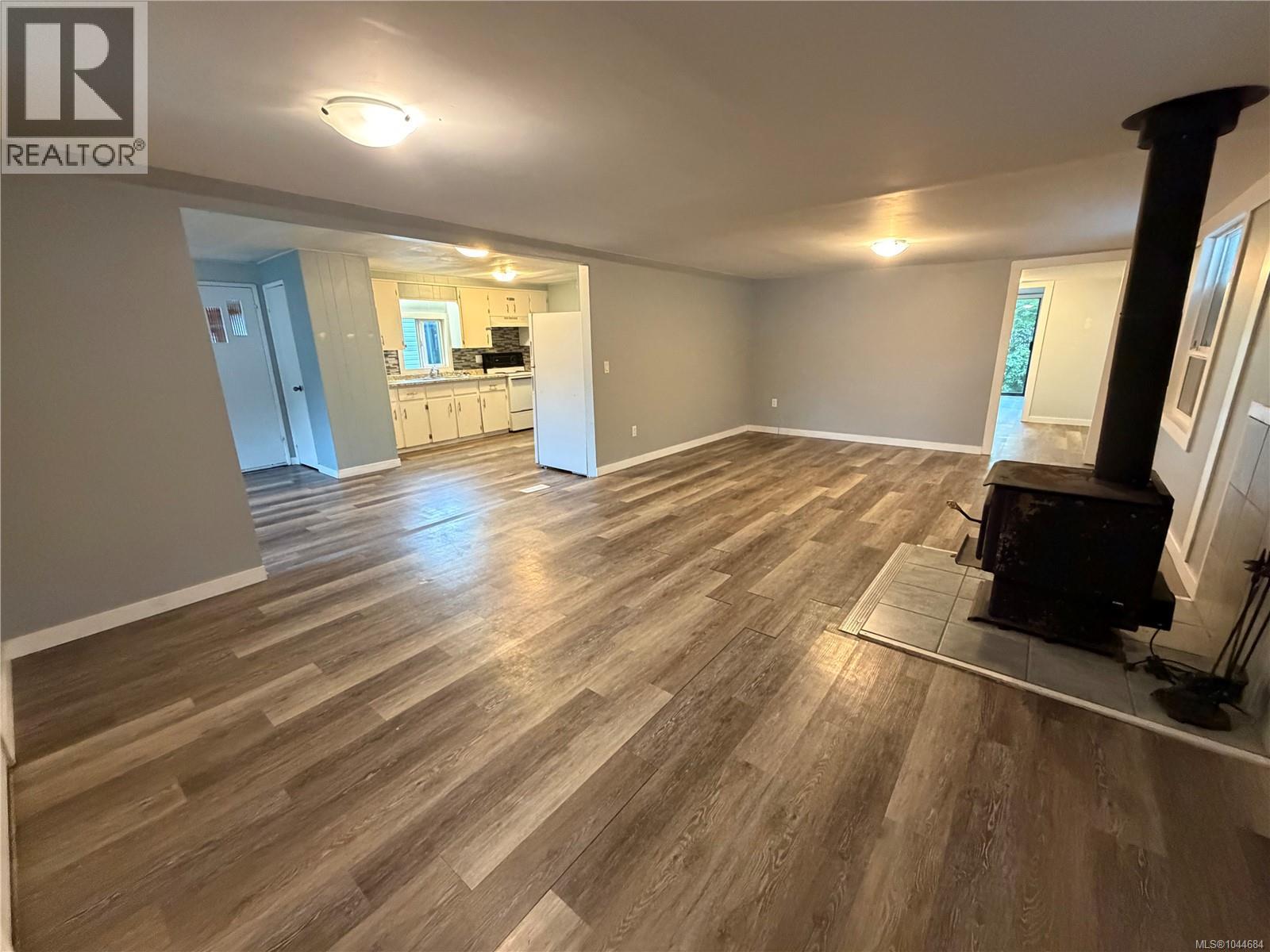 6015 Hunt St - 3