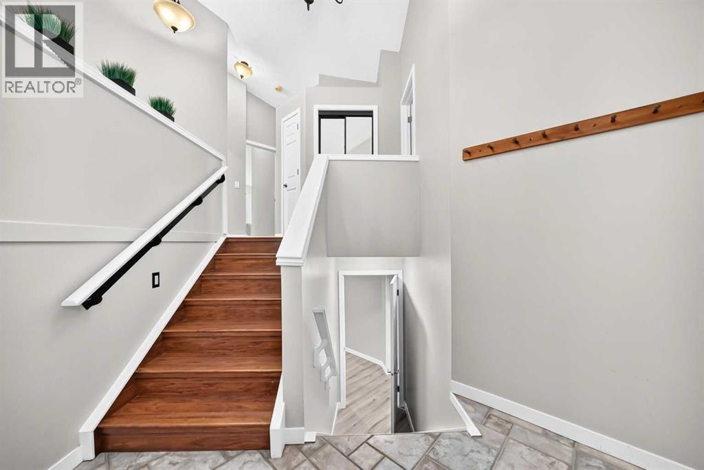 3569 Douglas Woods Heights SE, Douglasdale/Glen, Calgary photo 4