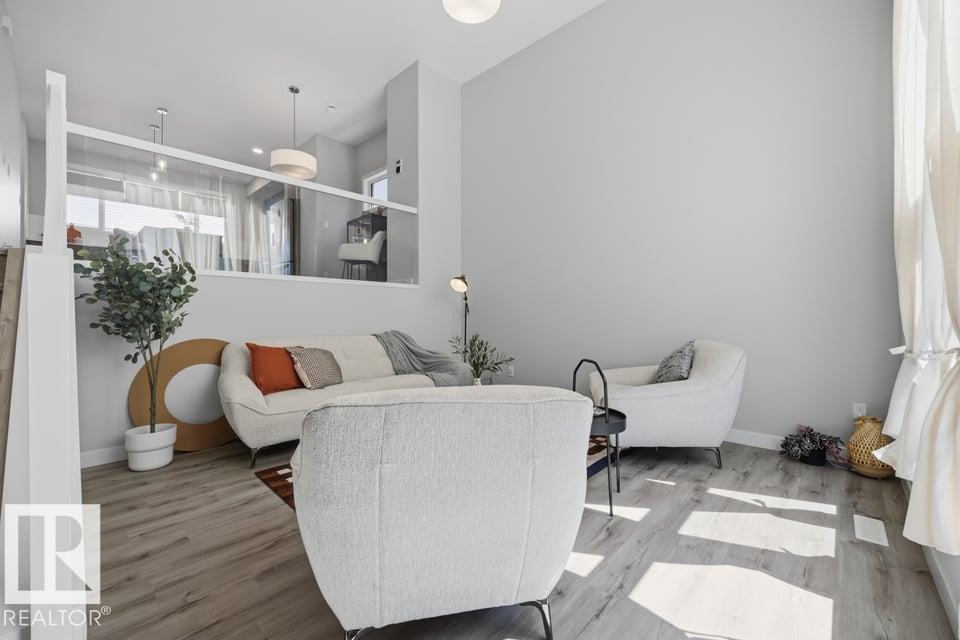 64 50 EBONY Boulevard - Photo 8