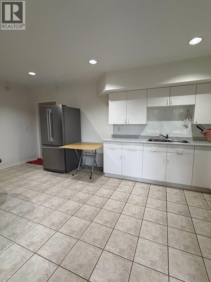 3 Bed, 1 Bath House for Rent in Coquitlam – 2533 JADE PLACE, Coquitlam – MLS# R3151198 - Image 3