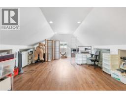 384 Burnside Rd E, Victoria, BC V9A1A5 Photo 23