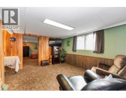 384 Burnside Rd E, Victoria, BC V9A1A5 Photo 29