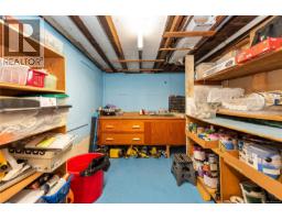 384 Burnside Rd E, Victoria, BC V9A1A5 Photo 37