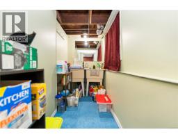 384 Burnside Rd E, Victoria, BC V9A1A5 Photo 39