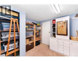 384 Burnside Rd E, Victoria, BC V9A1A5 Photo 42
