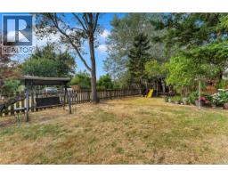 384 Burnside Rd E, Victoria, BC V9A1A5 Photo 46