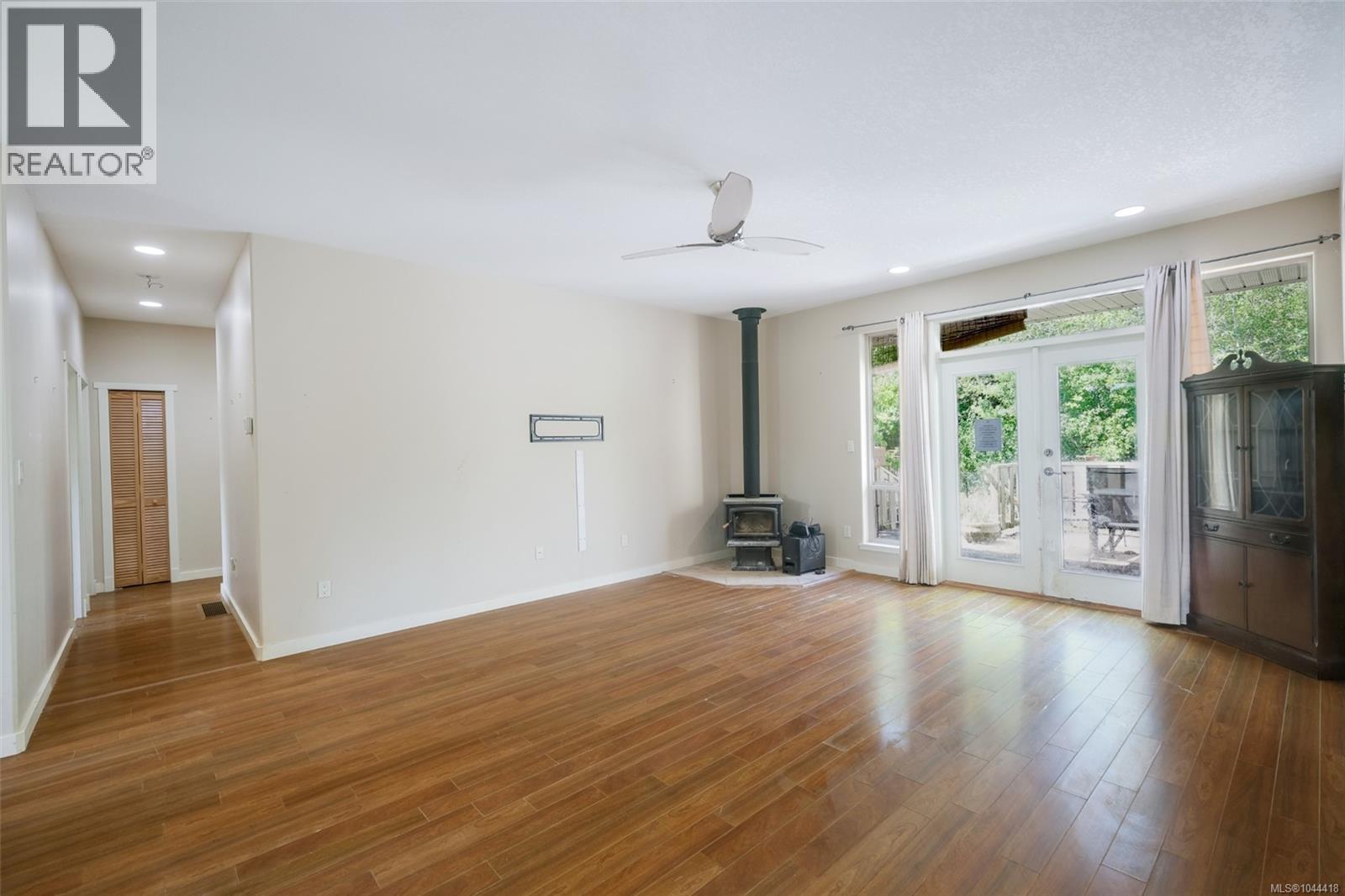 126 Bayridge Pl - Image 13
