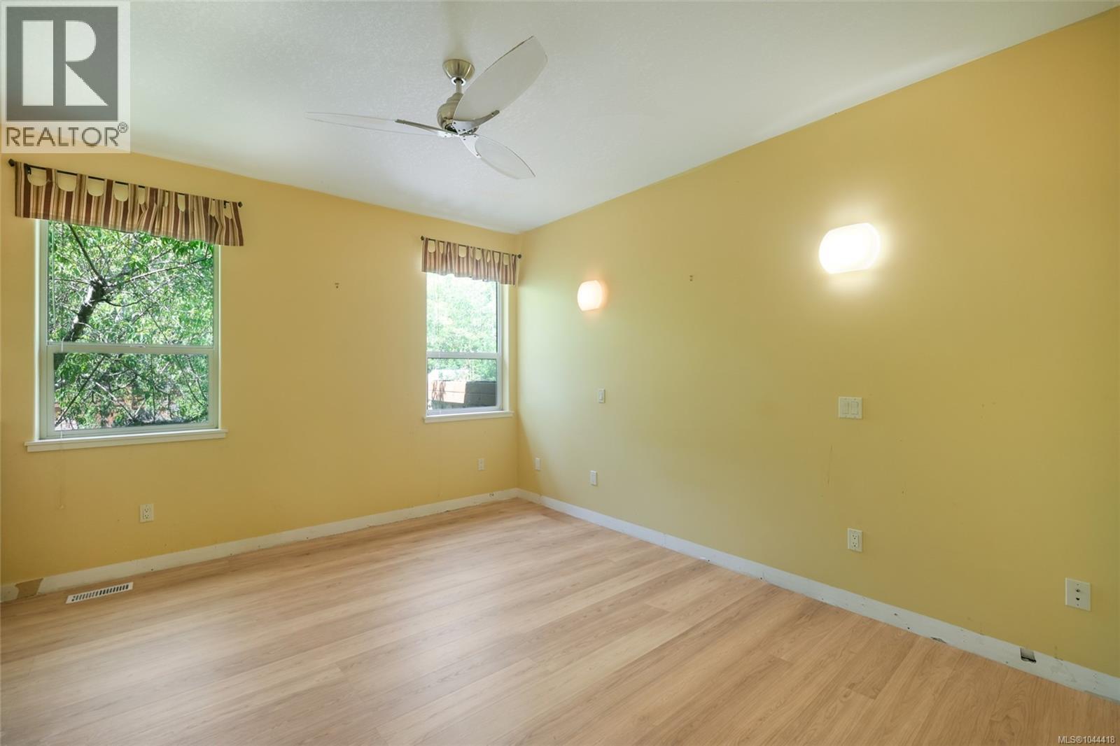 126 Bayridge Pl - Image 20