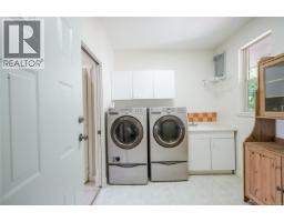 126 Bayridge Pl, Bowser, BC V0R1G0 Photo 17