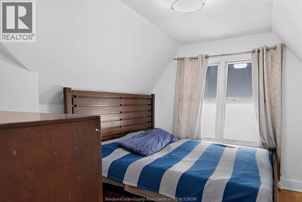 852 REEDMERE - 15