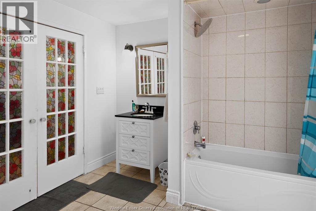 852 REEDMERE - 17