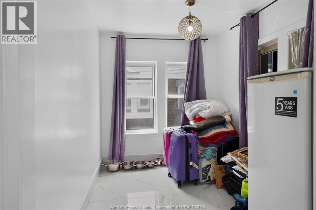 852 REEDMERE - 4